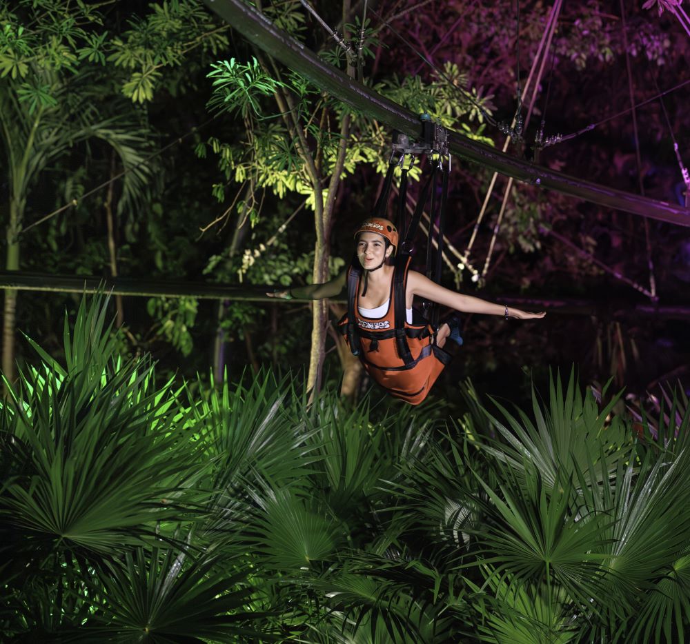 Xenses Insomnia: A Magical Night Adventure in Riviera Maya’s Park